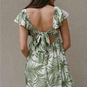 NWOT Maxi Dress in Tropical Print with open back and back tie sleeves ruffle